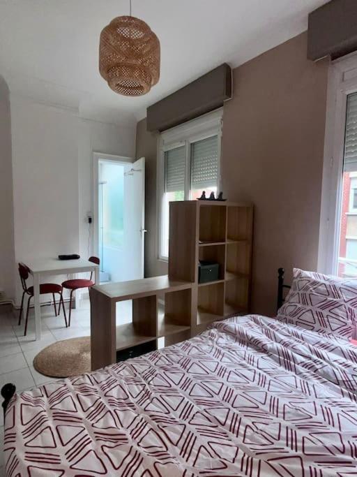 Studio Douillet En Hyper Centre Валансьен Экстерьер фото